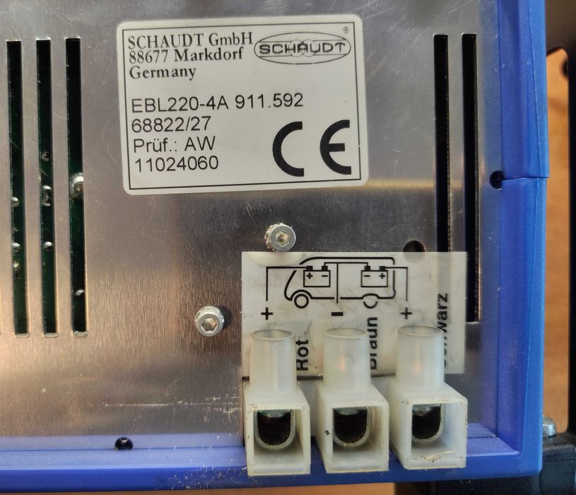 Energolblok elektroblok zasilacz do kampera SCHAUDT EBL 220-4