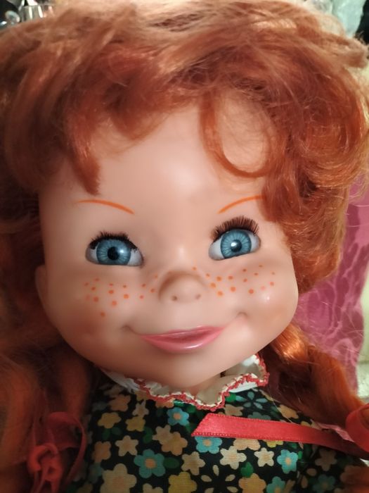 Boneca antiga marca cabar