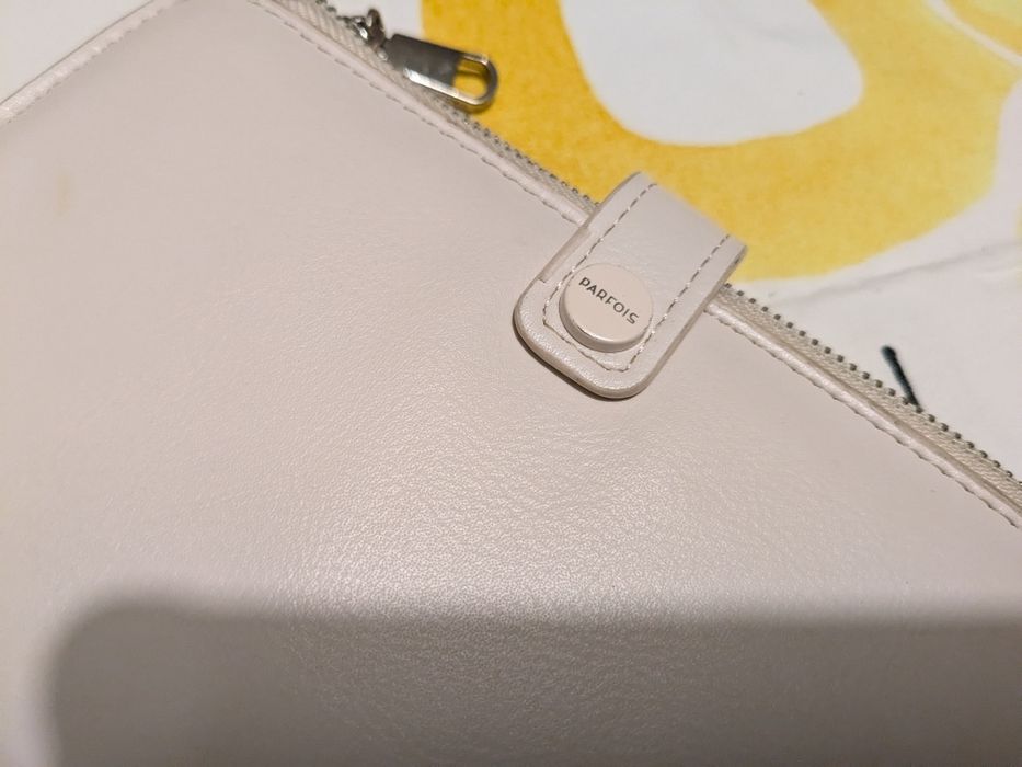 Carteira Parfois beje - Usada