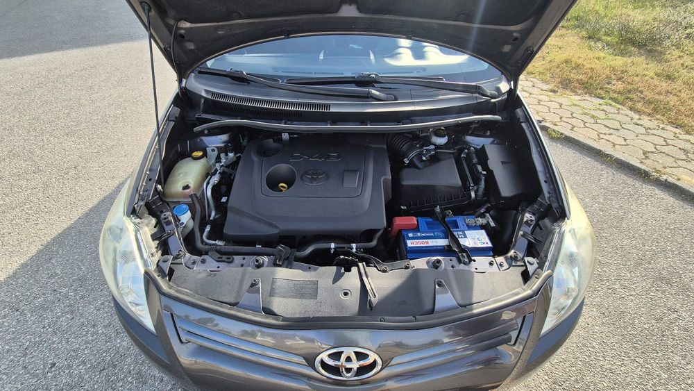 Toyota Auris 2010 1.4 diesel