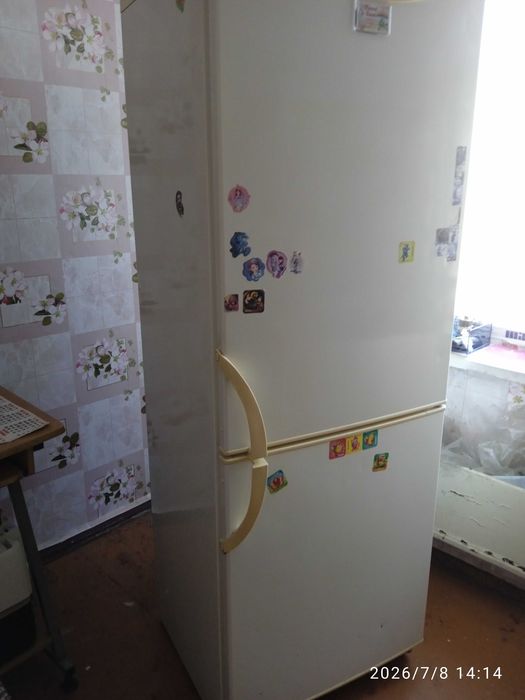 Холодильник Snaige