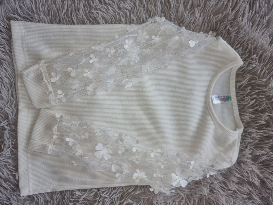 Святкова кофтинка