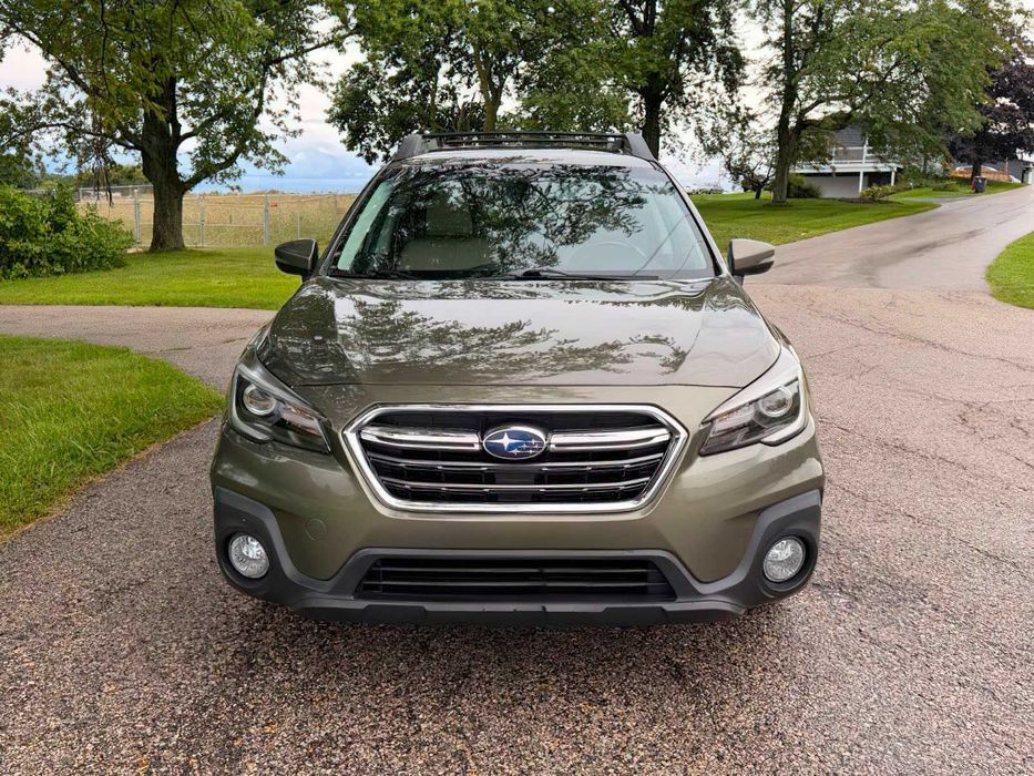 Subaru Outback Limited      2018