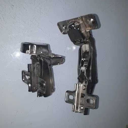 Zawiasy meblowe wpuszczane włoskiej firmy FGV 2 sztuki