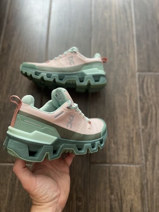Жіночі кросівки On Cloud waterproof