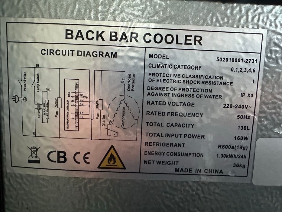 Chłodziarka 85  cm lodówka pod blat na zaplecze 130 l