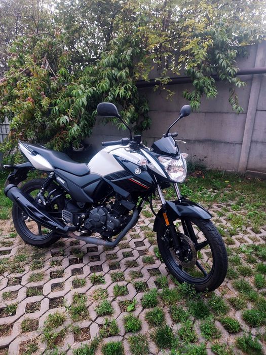 Motocykl Yamaha YS125  rocznik 2020