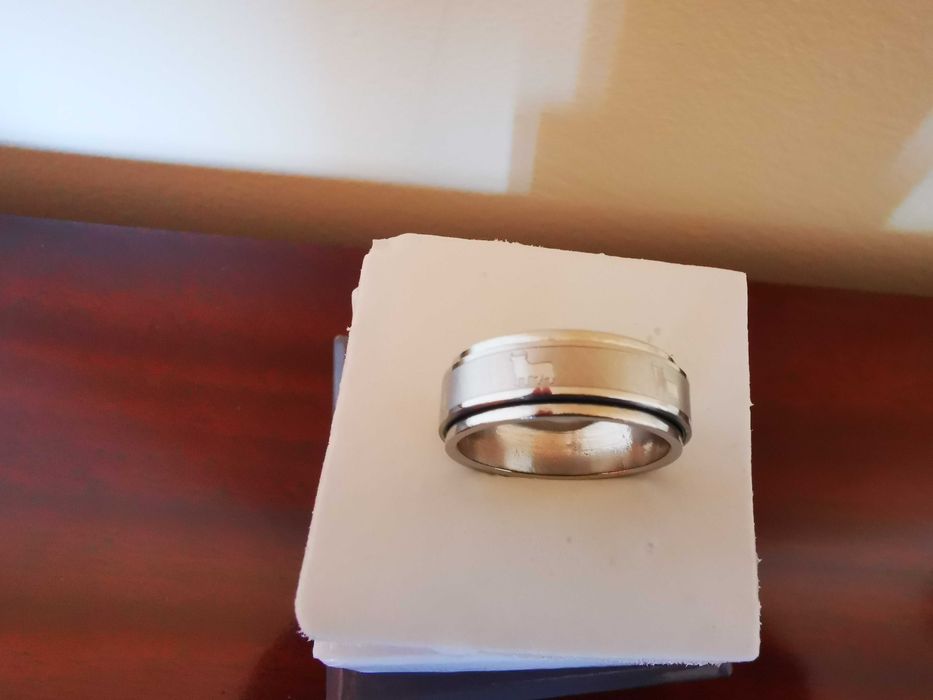 Anel em aço (2) medida 18