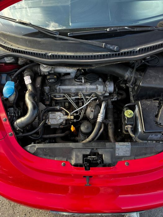 volkswagen beetle 1.9 com pintura impecável