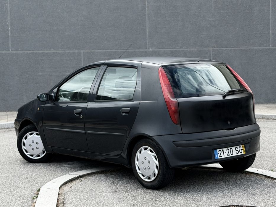 Fiat Punto 1.2 Gasolina - 2001 NACIONAL