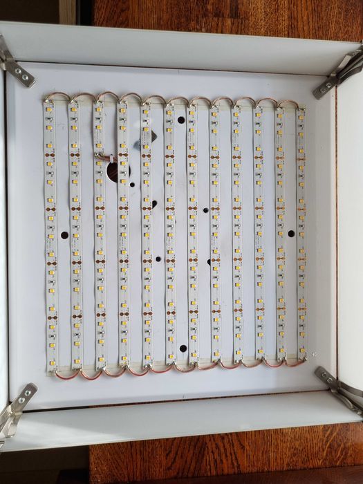 Plafon LED, 180szt. led, 12V. Ramka chrom mat, szkło białe. Zapraszam!