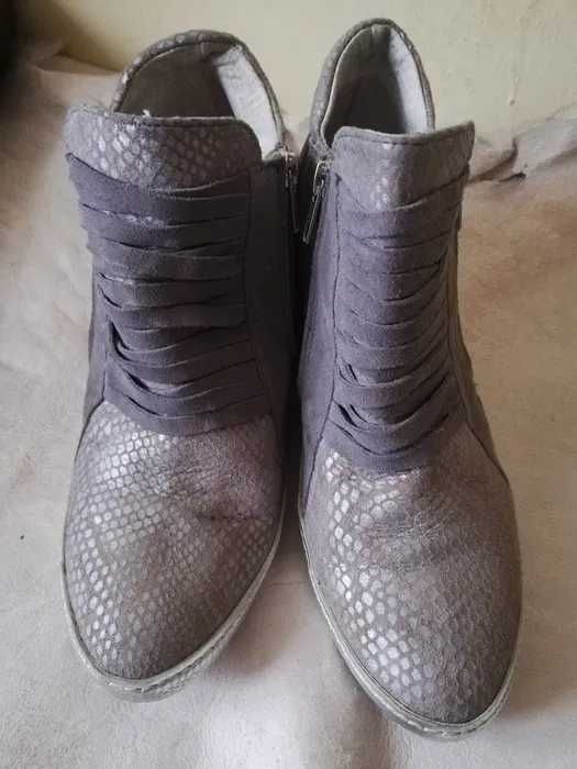 Buty sneakersy , rozm 40, skóra naturalna