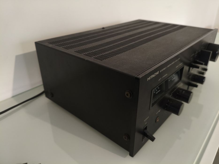 Hitachi HA-270 wzmacniacz stereo