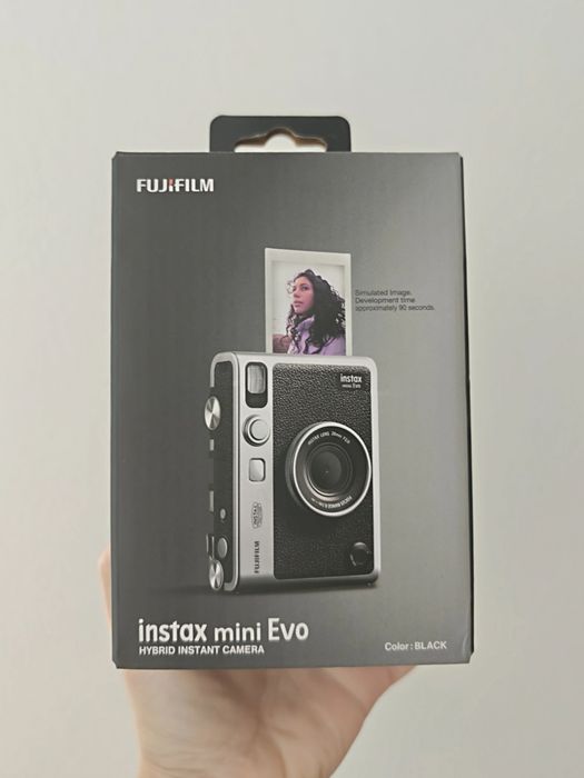 Fujifilm Instax Mini Evo - Como nova + Filme (4 fotos)