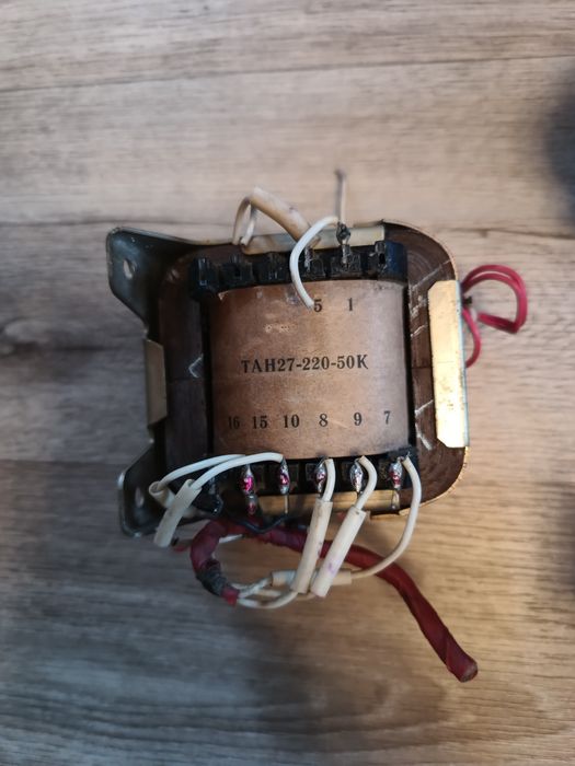 Продаються б/в трансформаториі