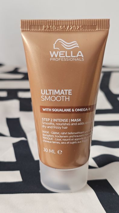Wella Professionals Ultimate Smooth maska do włosów