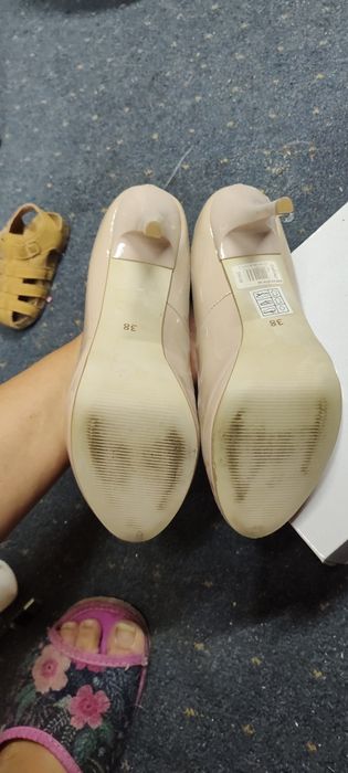 Buty damskie nieużywane
