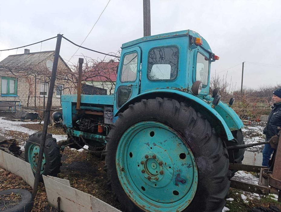 Продам Т-40 на ходу с плугом