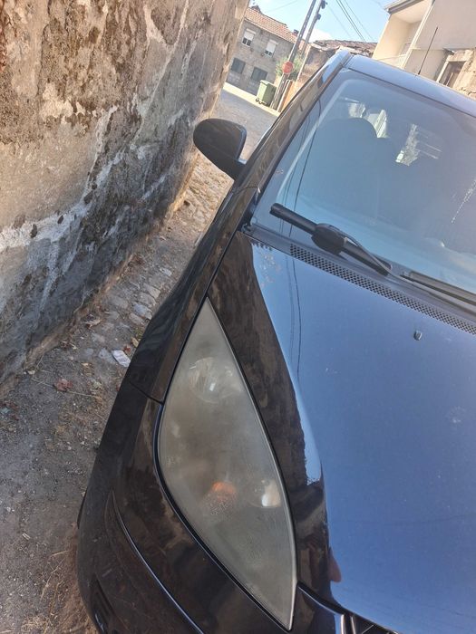 Mitsubishi Colt — fotografia 8