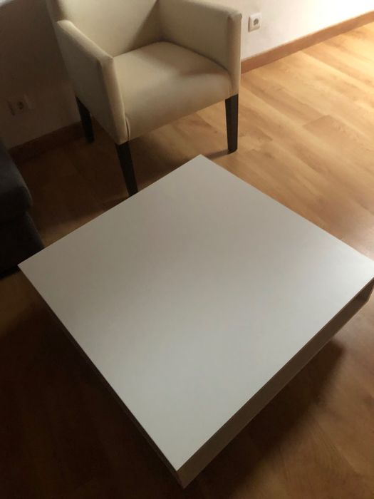 Mesa de centro branco