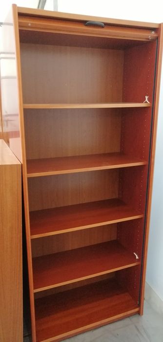 Szafka biurowa regał z żaluzja roletą na zamek