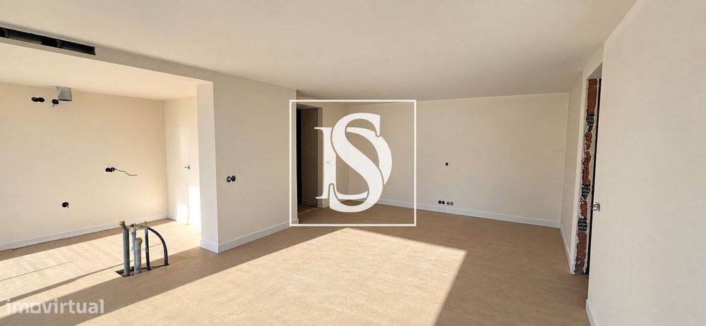 T2 Novo com Varanda e Garagem em Nogueira, Braga | 359.000 €