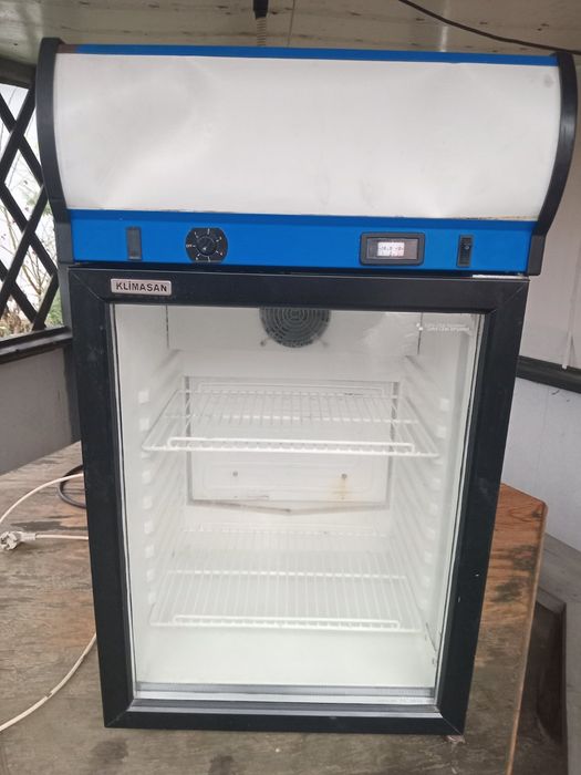 Холодильник 2500 грн