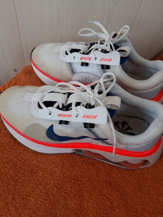 Кросівки жіночі Nike air max р.37,5