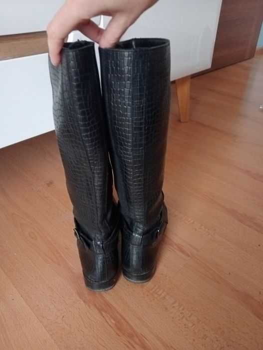 Kozaki Venezia r. 40, buty skóra