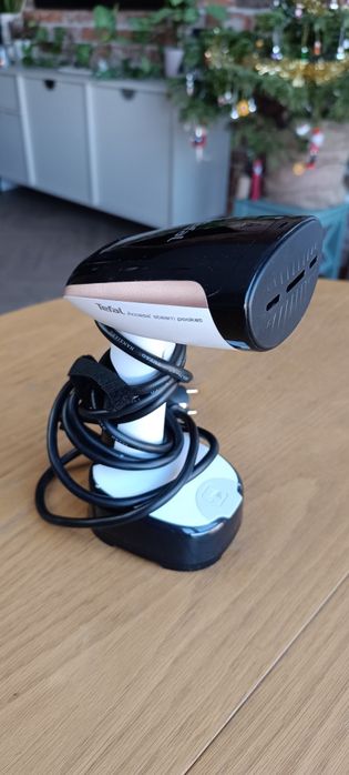 Parownica do ubrań TEFAL