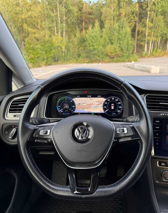 Volkswagen e-Golf 36кВт, 2018 рік, рідний пробіг