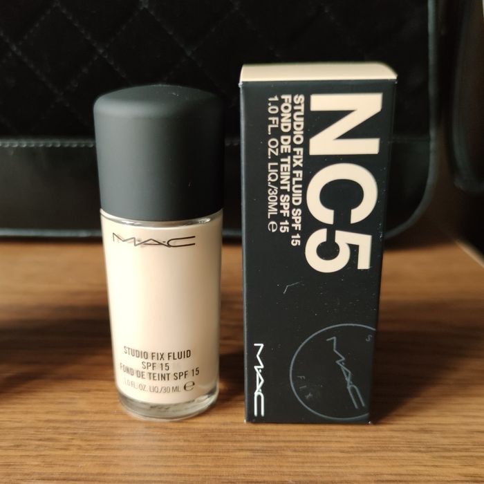 Mac Studio Fix Fluid Foundation
Skin Balancing Complex 
Podkład do twa