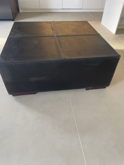 Mesa sala em pele 1 m x 1 m