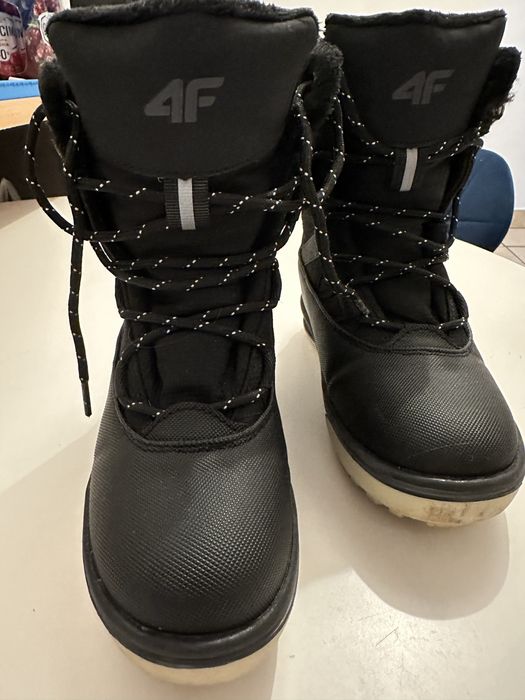 Buty dziewczęce 4F rozmiar 32