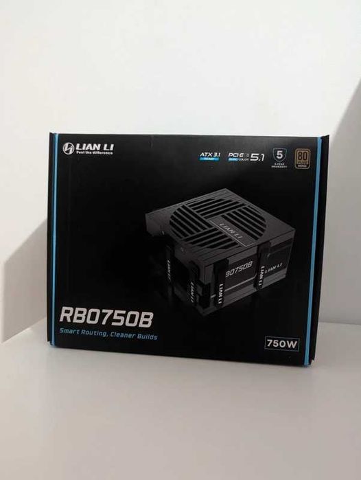 Fonte Lian Li RB 750W ATX 3.1