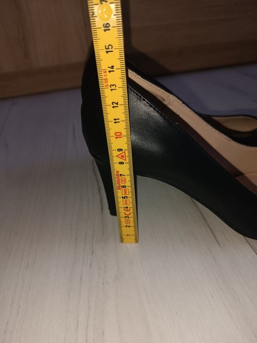 Czółenka/szpilki czarne rozmiar 38