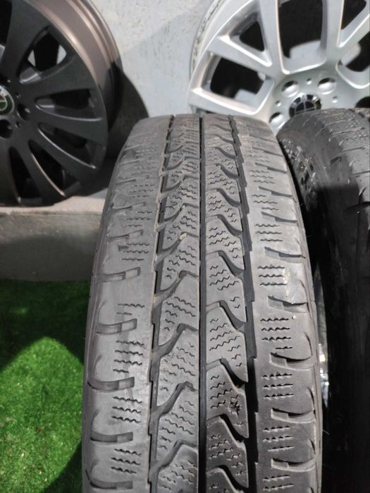 Шини GoodYear UltraGripCargo 205/75R16C Пара Зимові Б/у Склад Оригінал