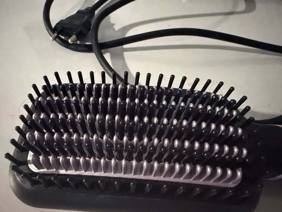 Гребінець- випрямляч Philips BHH880-00
