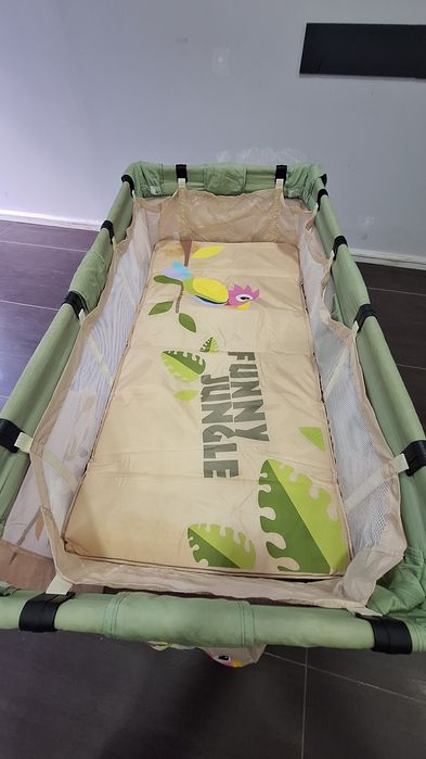 Cama de criança portátil
