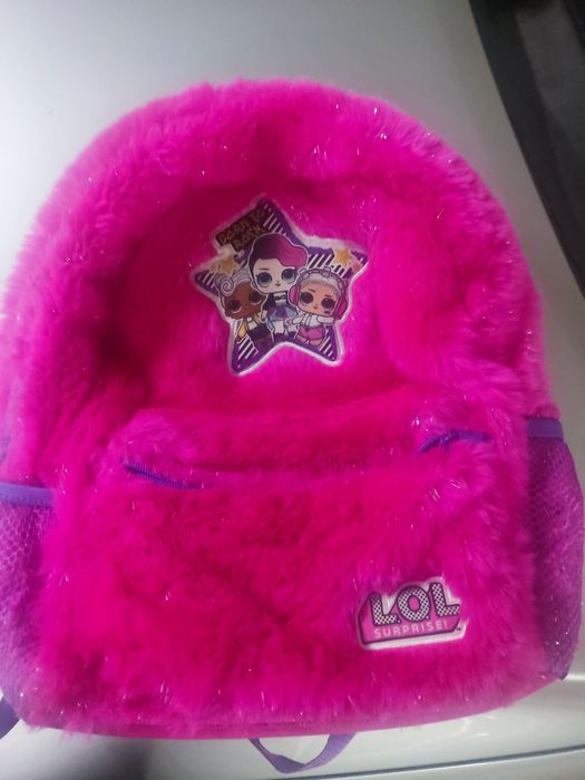 Mochila de peluche das Loles
