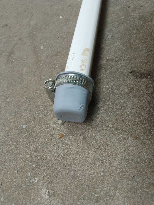 Поилка для курей, цыплят, перепелов