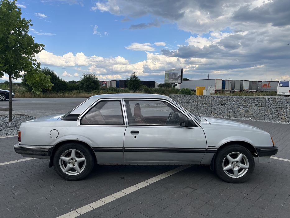 Opel Ascona  1.6
