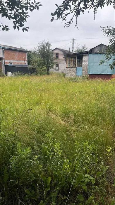 Дача в п'яти хвилинах від річки