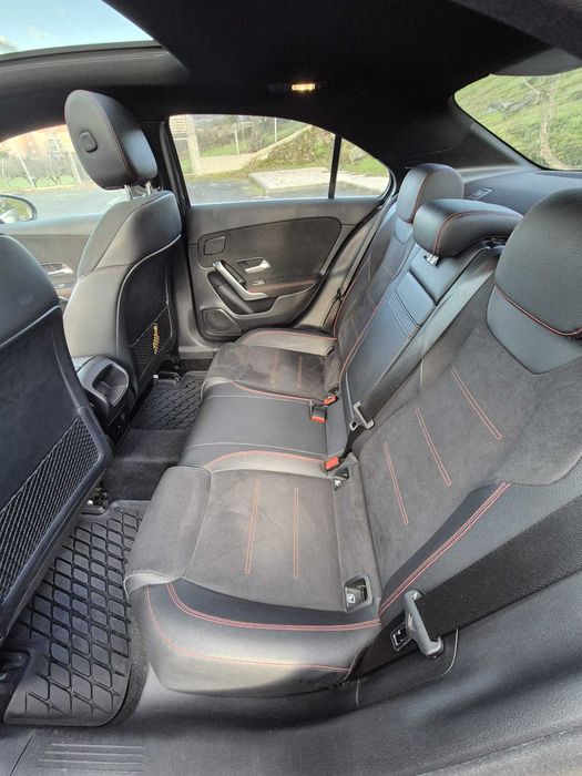 Mercedes A250e Limousine Hibrido Plug-in  218CV - 2,0L/100km -Nacional