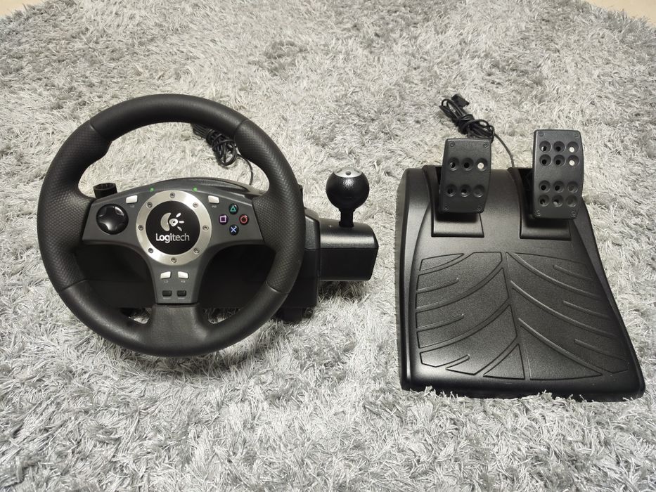 Volante Logitech Driving Force Pro – Excelente Estado