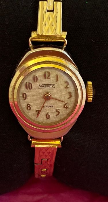 Relógio antigo senhora