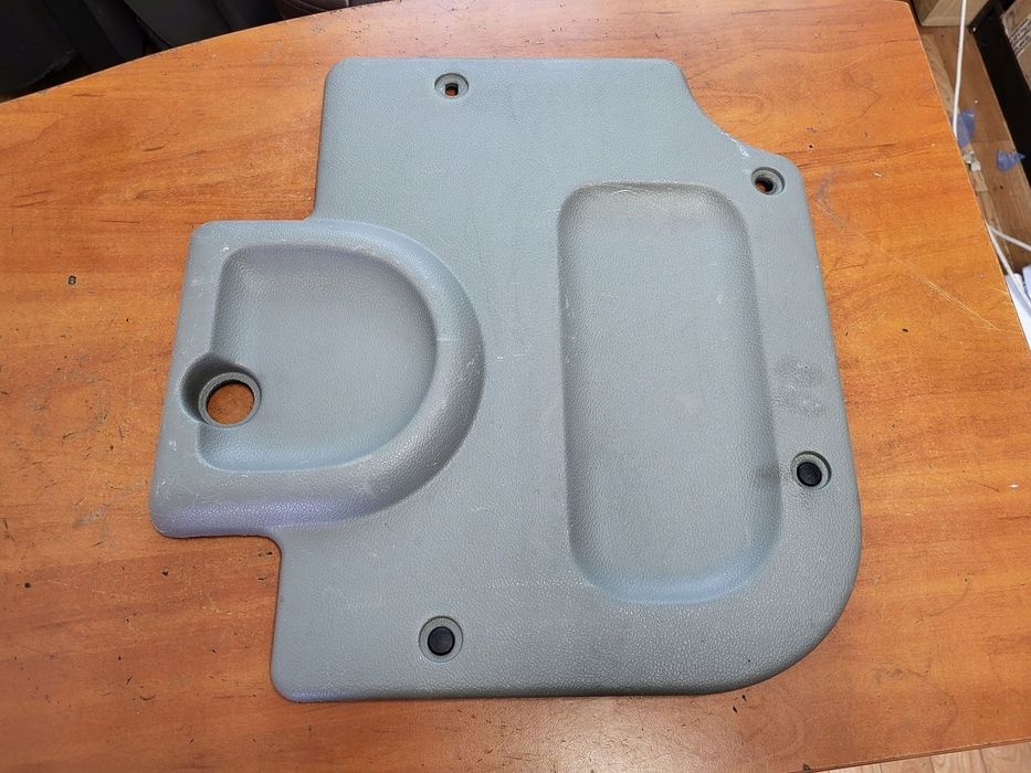 BOCZEK TAPICERKA DRZWI TYLNYCH PRAWYCH RENAULT KANGOO I 7700304754