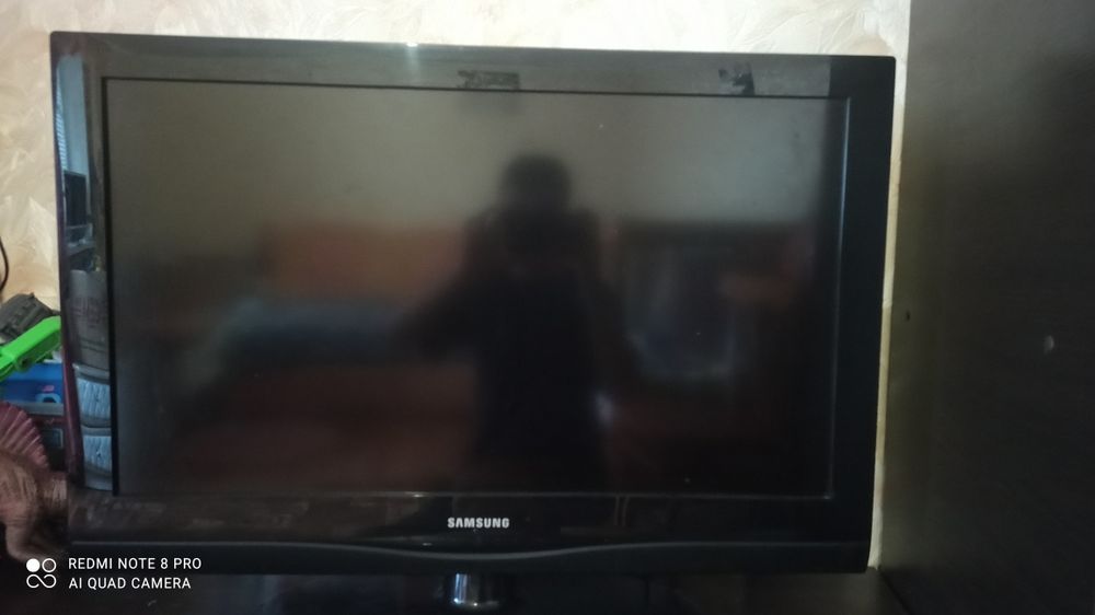 Телевизор Samsung le32c350d1w