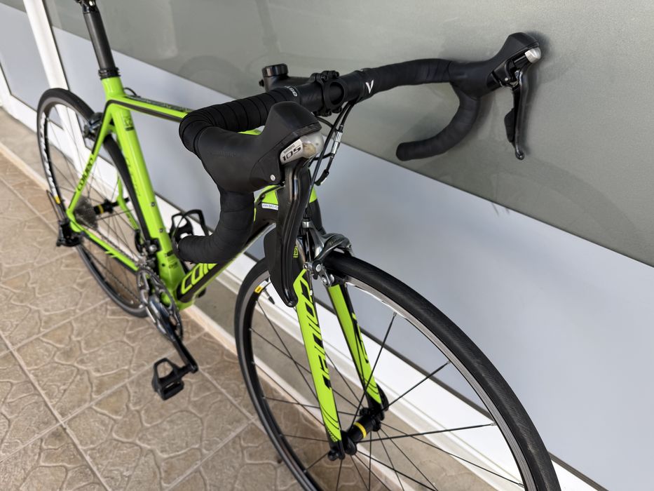 Bicicleta de estrada em carbono - 11v - Mavic