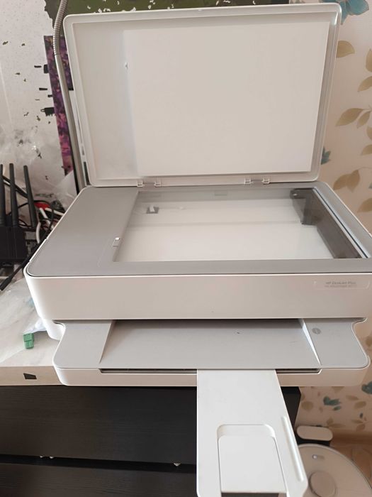 HP DeskJet Plus Ink Advantage 6075